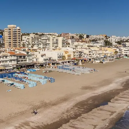 Tatil Evi Stunning Apartment In Torremolinos With Wifi