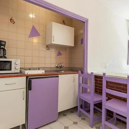 Stunning Apartment In Torremolinos With Wifi Torremolinos